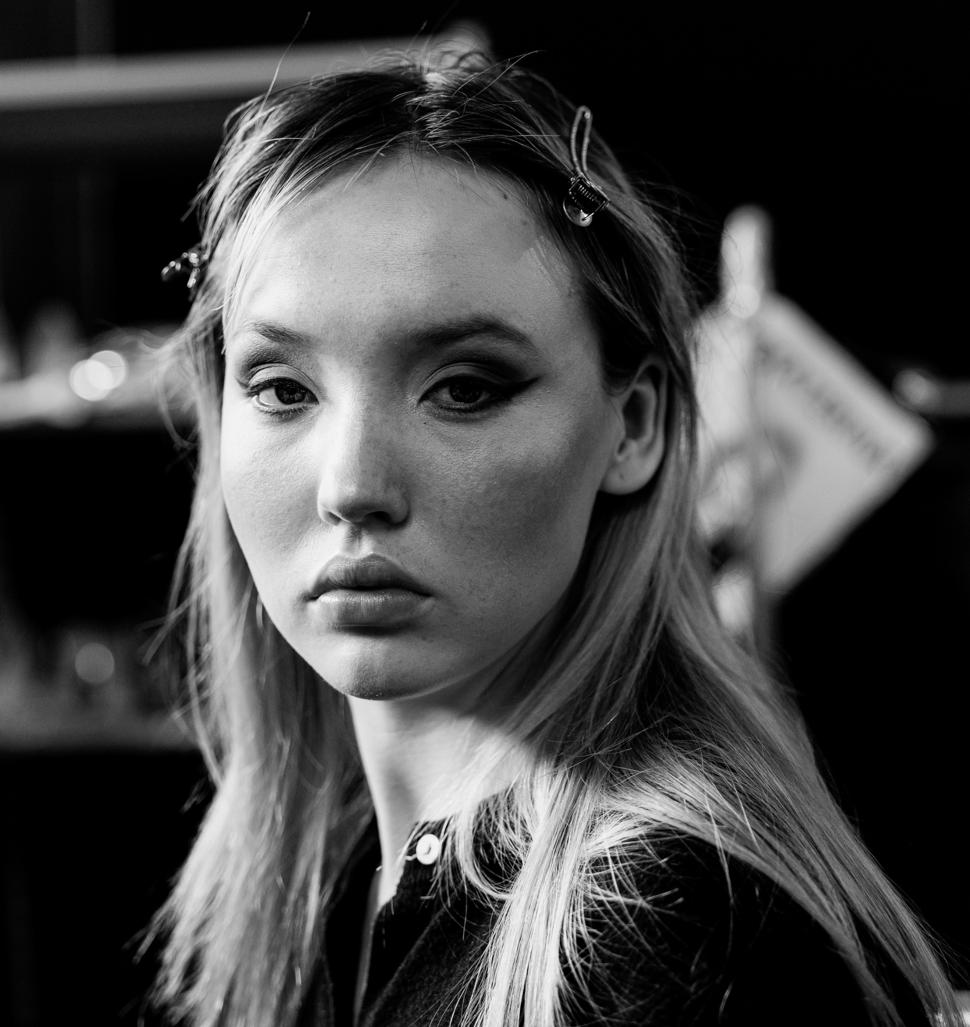 Quiteessential: Backstage Portrait